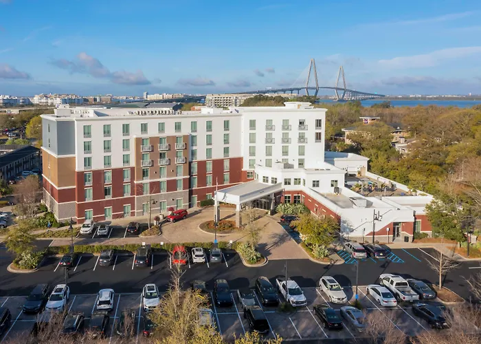 Hotel with view: Hilton Garden Inn Charleston / Mt. Pleasant
